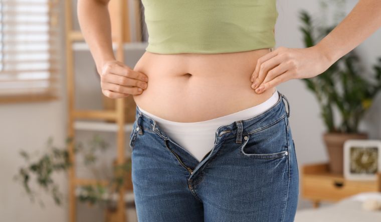 Tại sao cơ thể dễ tích nước, gây tăng cân ảo? Nguyên nhân và cách khắc phục