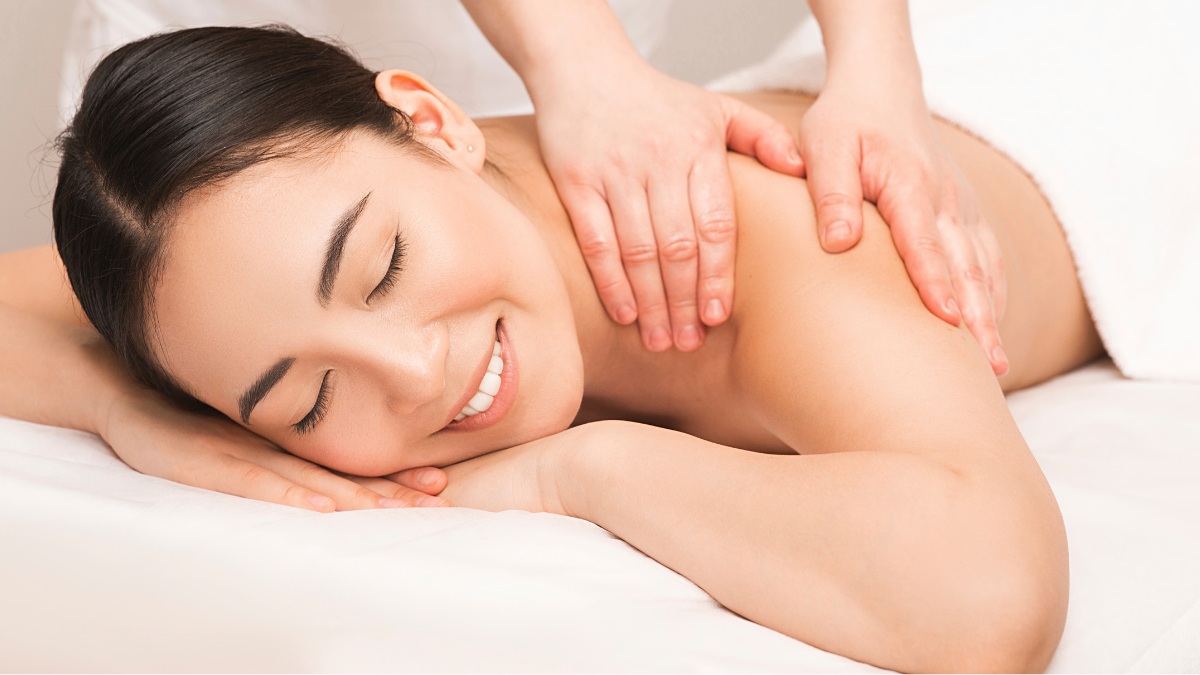 Massage body - CGlow Spa
