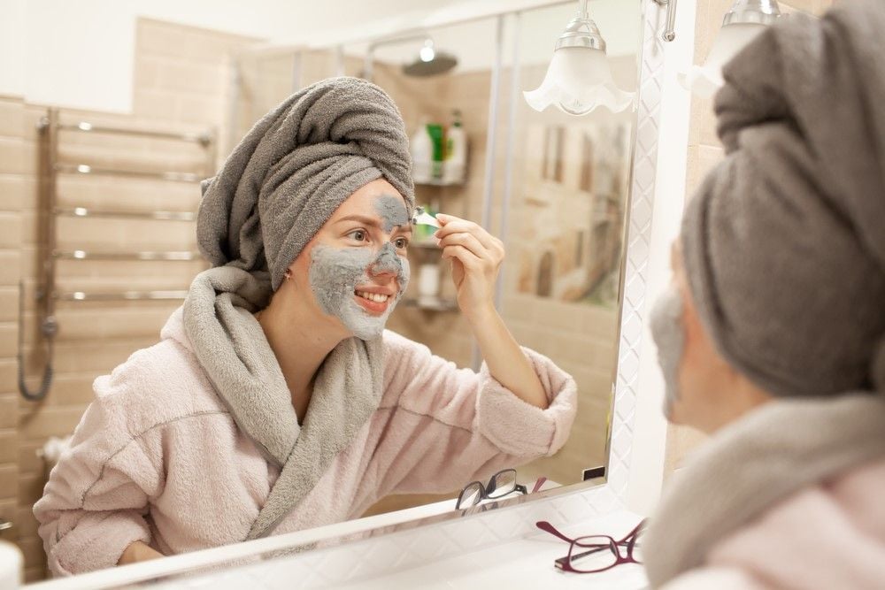 Sai lầm phổ biến khi chăm sóc da tại nhà khiến da ngày càng xấu đi